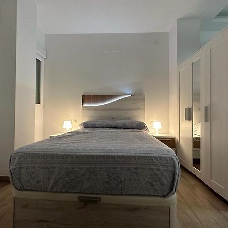 Apartament Sky Garden Malaga Centro Zewnętrze zdjęcie