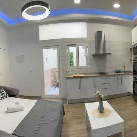 Apartament Sky Garden Malaga Centro Zewnętrze zdjęcie
