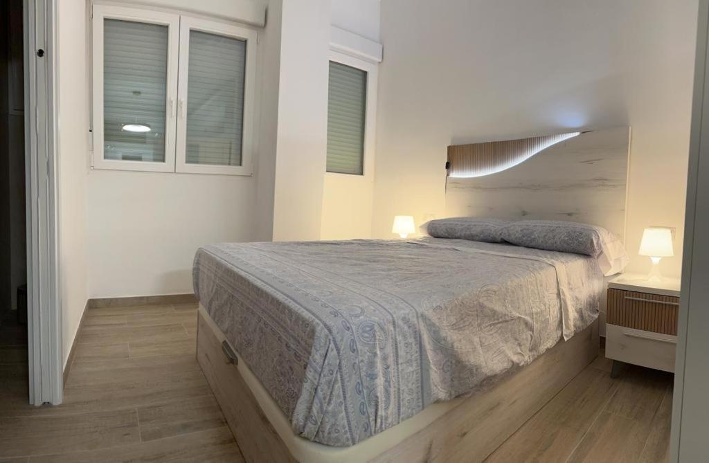 Apartament Sky Garden Malaga Centro Zewnętrze zdjęcie